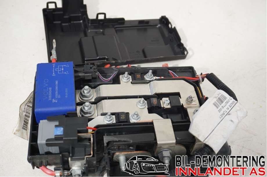 Sikringsboks til Volvo XC60 2008-2013 (Type I, Fase 1) (VOLVO|30659092|30659046|31337182 LHD)
