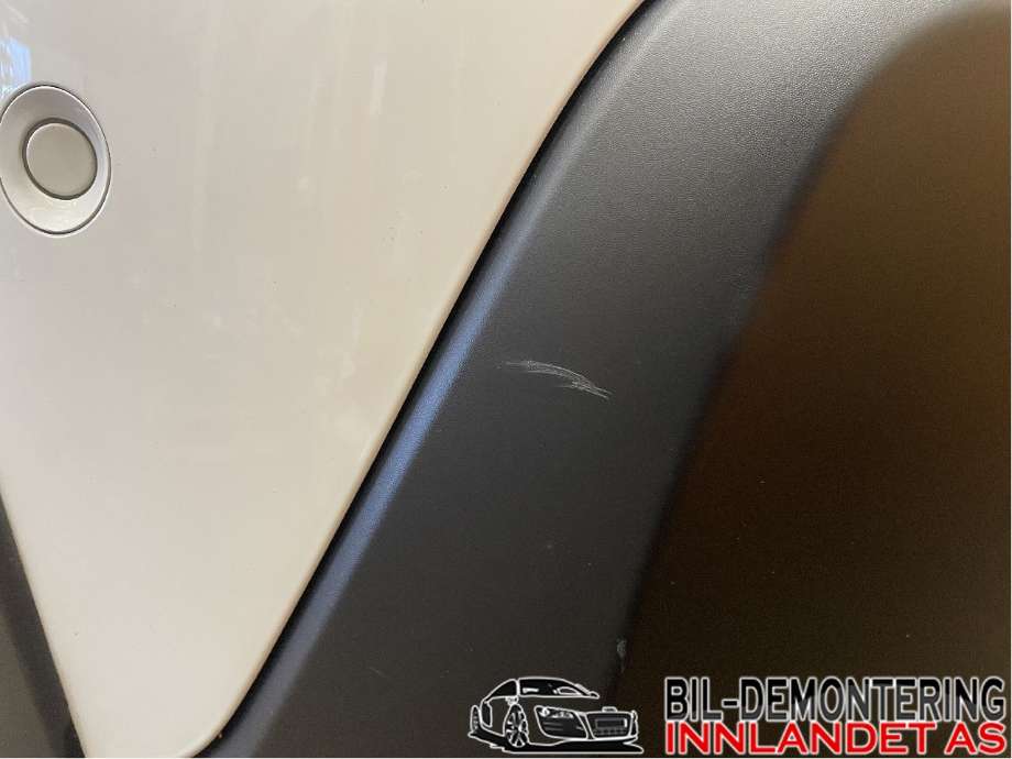 Støtfanger bak til Citroën C3 2016-->> (Type III) (CITROEN|16 180 830 80|16 180 832 80|)