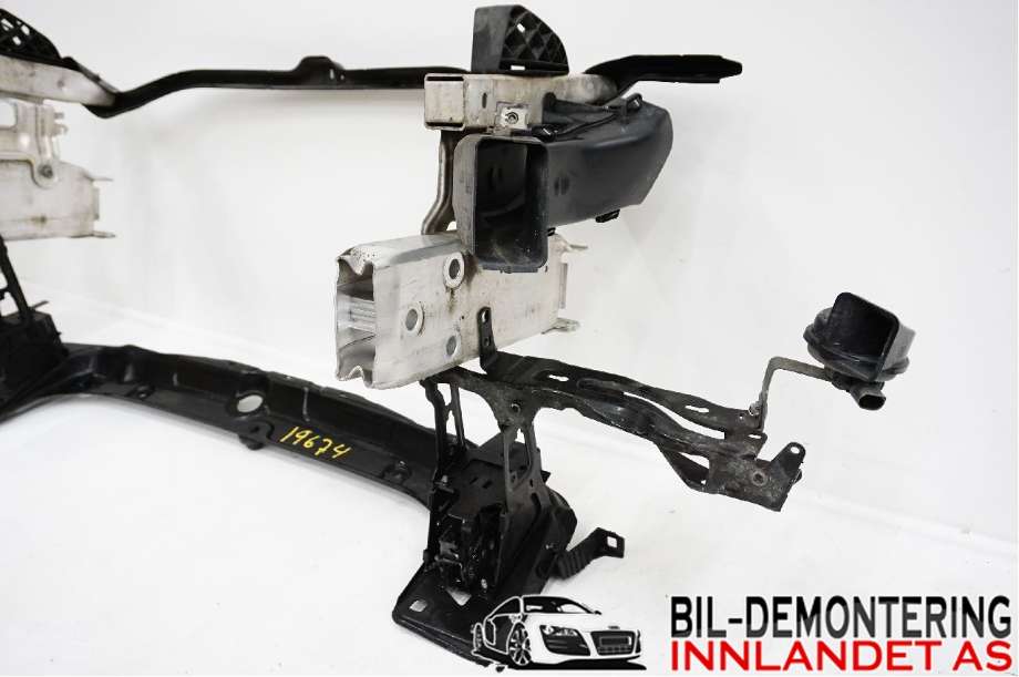 Frontplate til BMW 3-Serie 2012-2018 (F30/F31/F34) (F30/F31/F34) (BMW|51 64 7 245 786|)