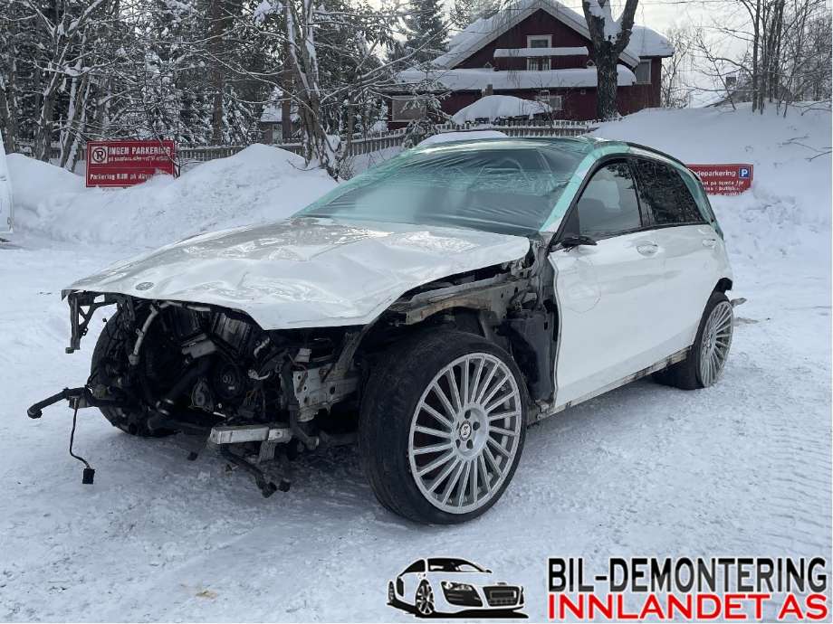 Sikkerhetsbelte foran høyre til Mercedes C-Klasse, 2014-2018 (Fase 1) (W205) (W205) (MERCEDES|A 205 860 16 85)