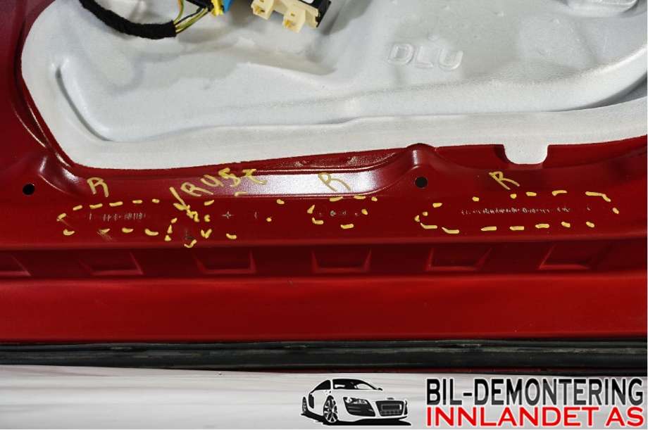 Dør høyre foran til Citroën C4 2004-2011 (Type I)  (CITROEN|9004 W4|)