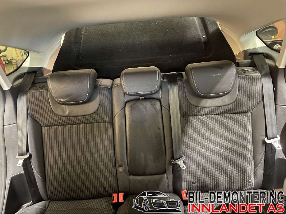 Sete bak til Ford Focus 2011-2014 (Type III, Fase 1)  (FORD|BM51-A6361-CB|)