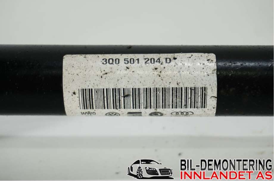 Drivaksel høyre bak til VW Passat 2015-2019 (Fase 1) (B8) (B8) (VOLKSWAGEN|3Q0 501 204 D|3Q0 501 204 DX|3Q0501204D)