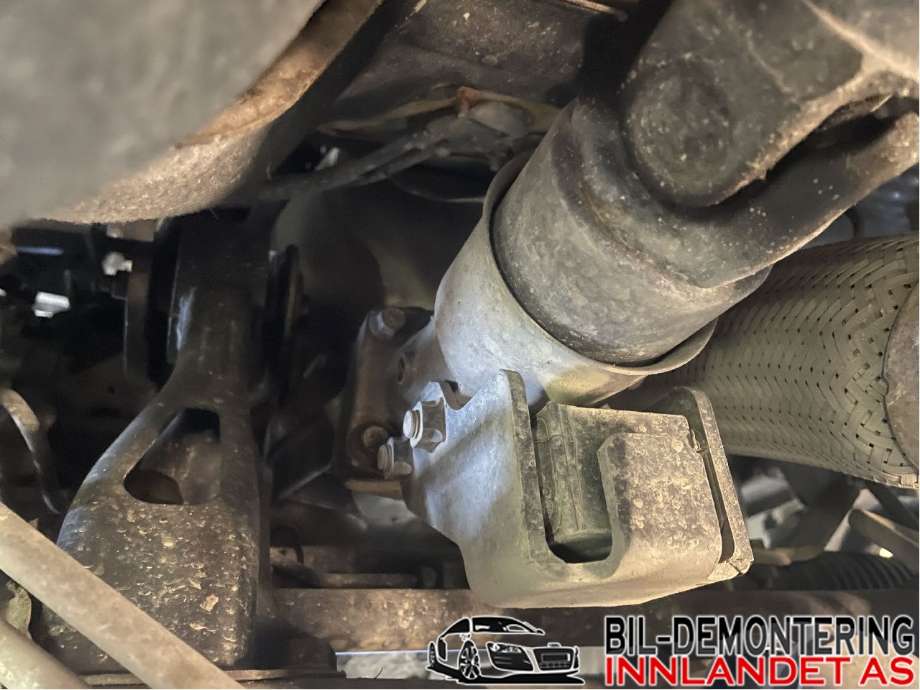 Mellomaksel til Mitsubishi Outlander 2007-2010 (Type II, Fase 1) (MITSUBISHI|3401A022|)