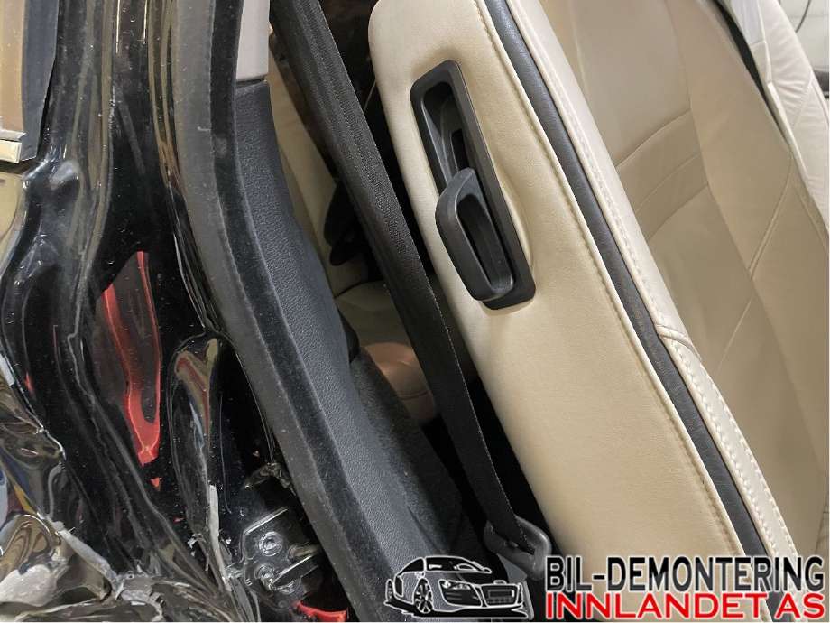 Sikkerhetsbelte bak høyre til Volvo XC90, 2007-2014 (Type I, Fase 2)  (VOLVO|31267532)