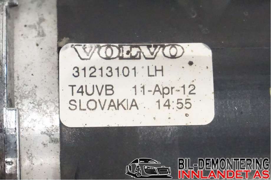 Tåkelykt venstre foran til Volvo V70 2007-2013 (Type III, Fase 1)  (VOLVO|31213101|)