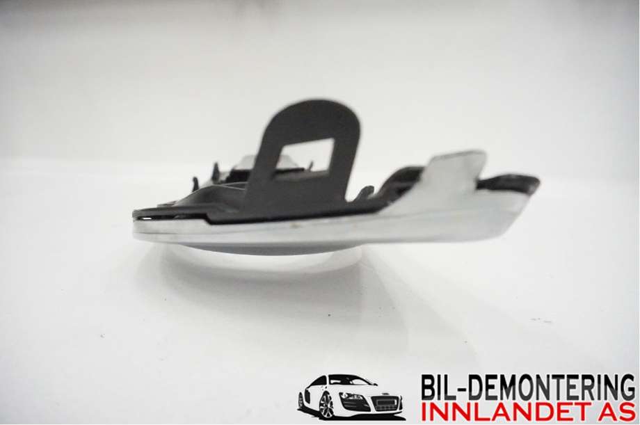Frontlyktehus til Volvo V70 2007-2013 (Type III, Fase 1)  (VOLVO|30678639|)
