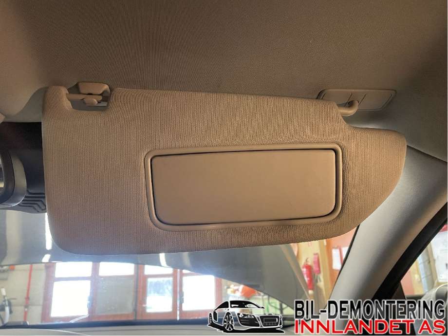 Solskjerm til Volvo V70 2007-2013 (Type III, Fase 1)  (VOLVO|39899175|)