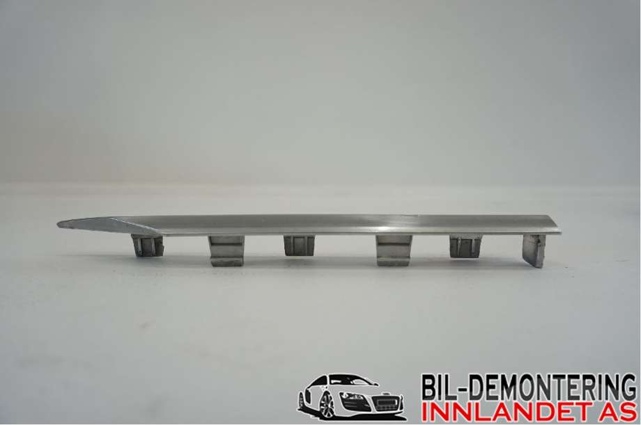 Emblem til Volvo V70 2007-2013 (Type III, Fase 1)  (VOLVO|30733467||31283900)