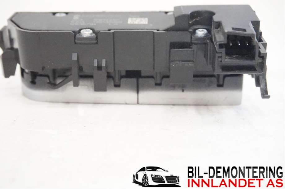 Bryter setevarme til Mercedes C-Klasse 2014-2018 (Fase 1) (W205) (W205) (MERCEDES|A 213 905 75 02|)