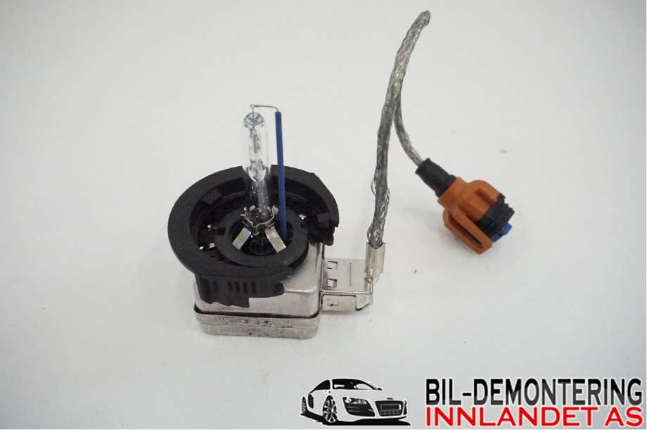 Diverse deler til Ford Focus 2011-2014 (Type III, Fase 1) (FORD|CM58-13N021-AA|)