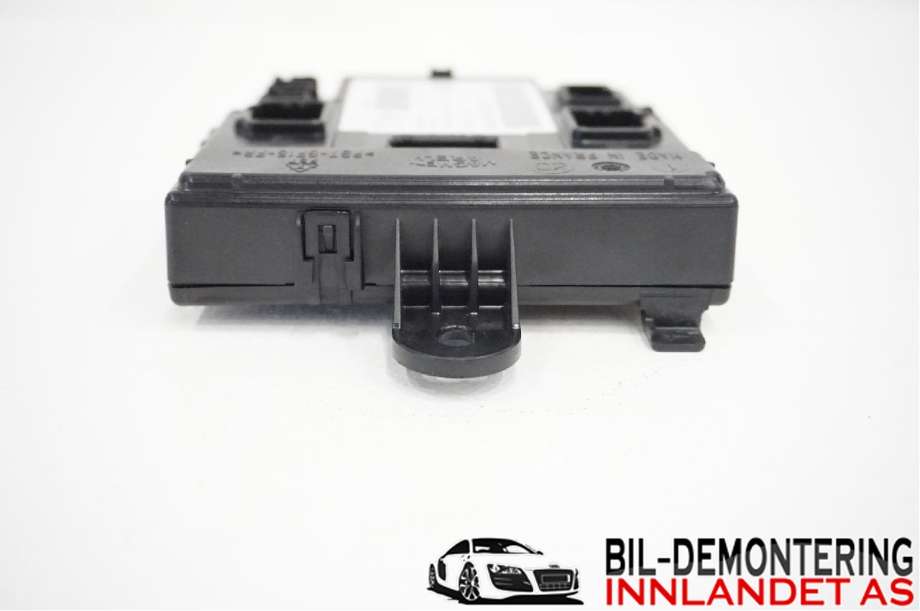 Styreenhet elektrisk bakluke til Peugeot 3008 2016-->> (Type II)  (16 174 304 80||98 190083 80)