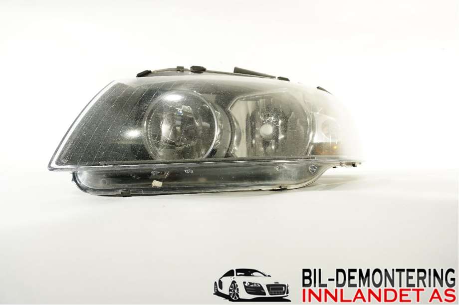 Frontlykt venstre halogen til Audi A3 2003-2008 (Type II, Fase 1)  (AUDI|8P0 941 003 K||8P0941003K)