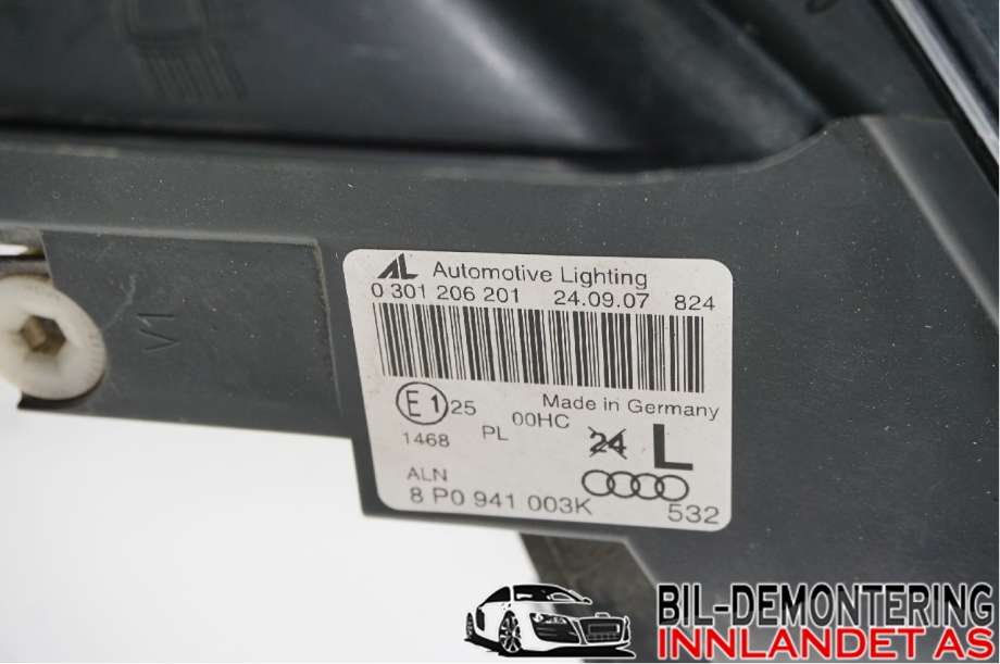 Frontlykt venstre halogen til Audi A3 2003-2008 (Type II, Fase 1)  (AUDI|8P0 941 003 K||8P0941003K)