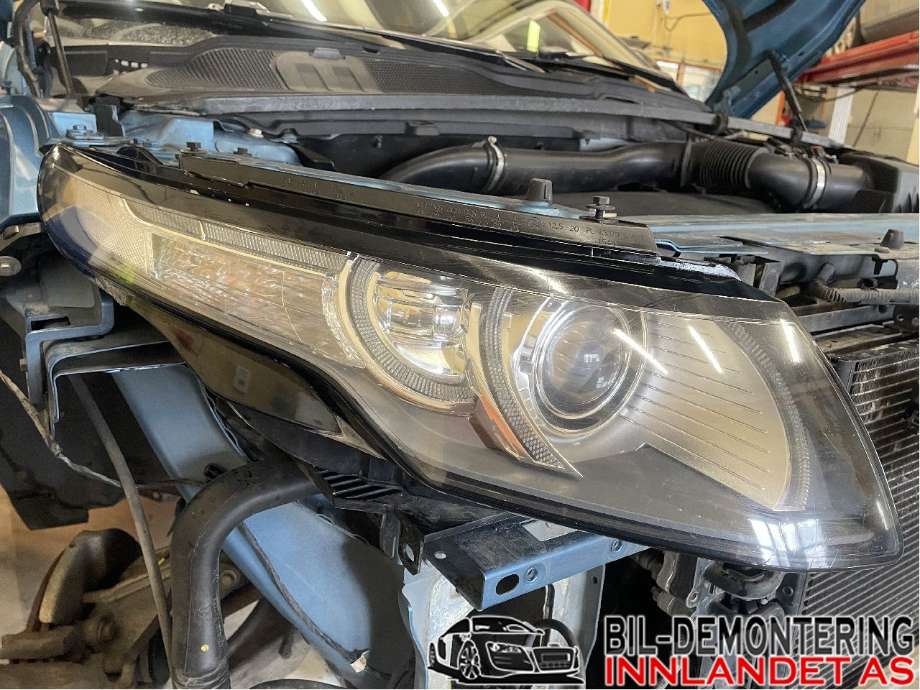 Frontlykt høyre halogen til Land Rover Range Rover, Evoque, 2011-2019 (Type I)  (LAND-ROVER|LR049360)