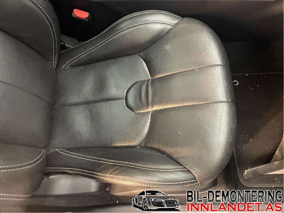 Sete foran høyre til Land Rover Range Rover, Evoque 2011-2019 (Type I)  (LAND-ROVER|LR026632|LR056384|)