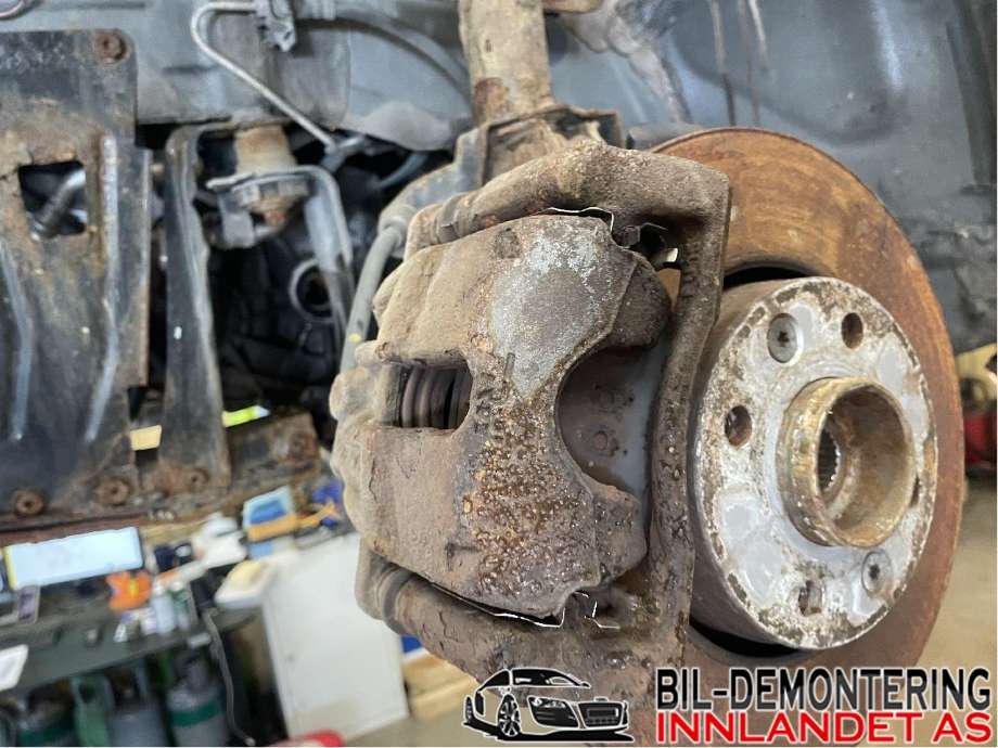 Bremsecaliper venstre foran til Renault Zoe 2013-2019 (Fase 1)  (RENAULT|7701208332|)