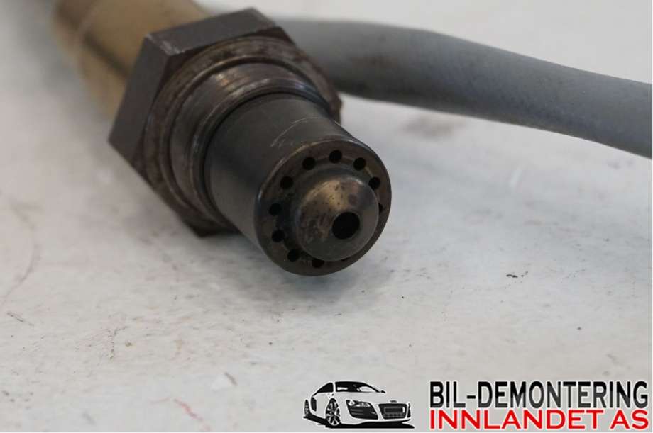 Eksos diverse til VW Transporter / Caravelle 2009-2015 (Fase 2) (T5) (T5) (VOLKSWAGEN|1K0 998 262 AE|)