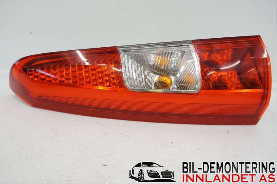 Baklykt venstre til Volvo V70 2005-2007 (Type II, Fase 2)  (VOLVO|30655374|)