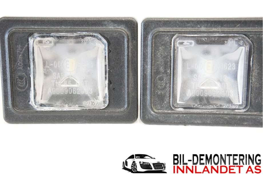 Skiltlys til Mercedes C-Klasse 2014-2018 (Fase 1) (W205) (W205) (MERCEDES|A 000 906 29 03|)