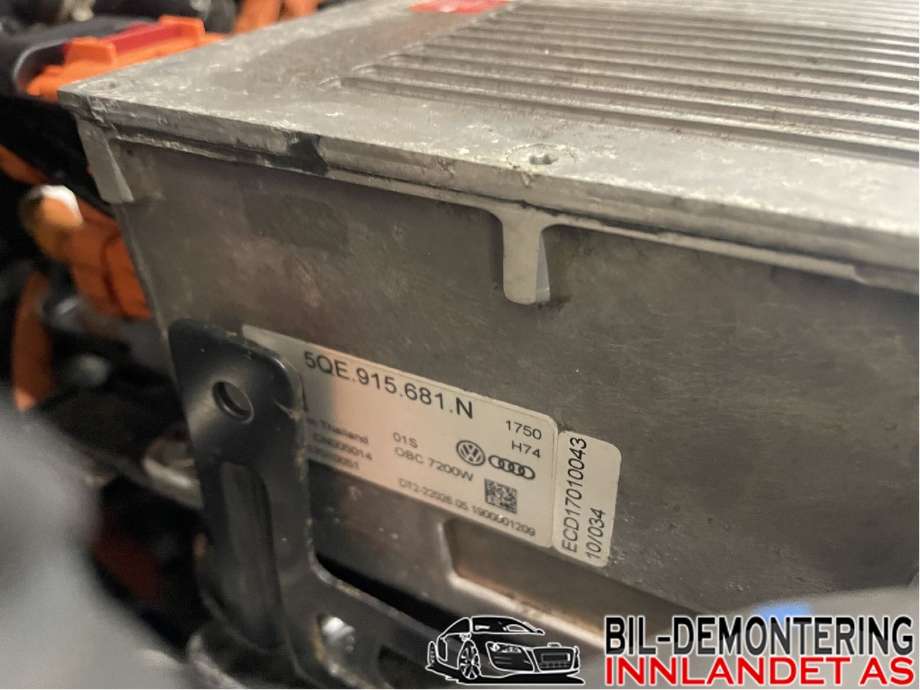 Batterilader (OBC - On Board Charger) til VW e-Golf 2017-2020 (Fase 2)  (VOLKSWAGEN|5QE 915 681 N||5QE915681N)