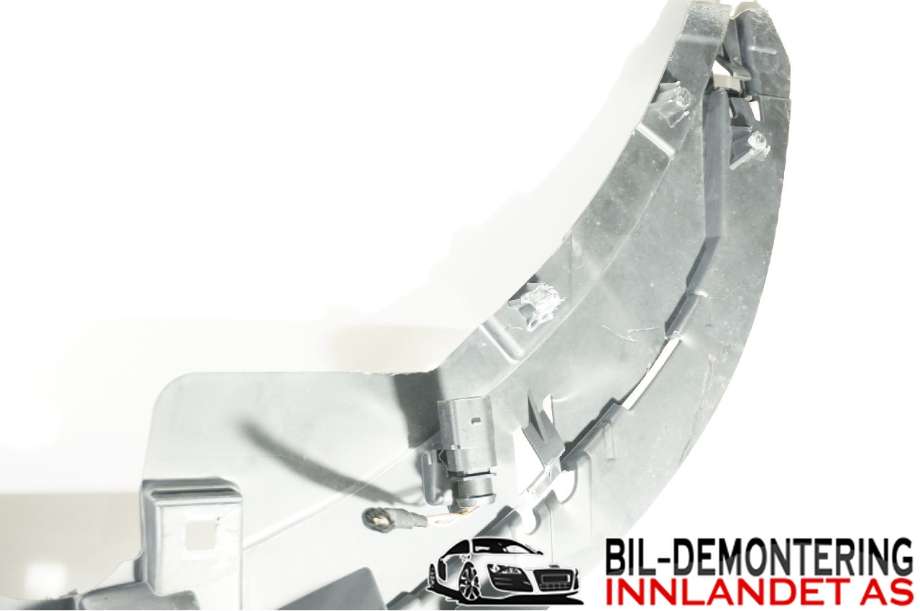 Diverse deler til Audi A3 2016-2020 (Type III, Fase 2)  (AUDI|8V3 807 233 A|)