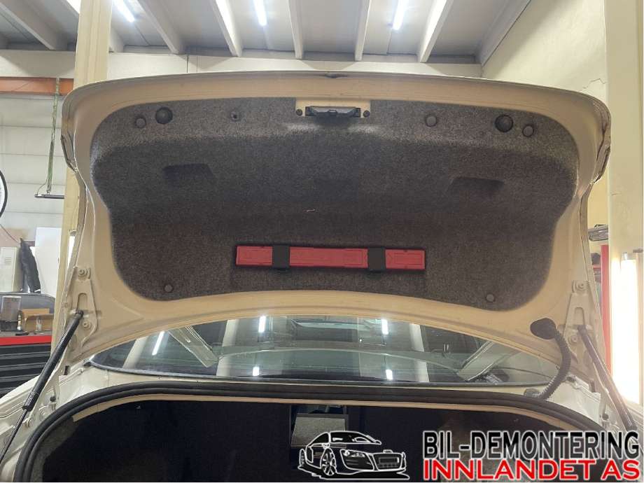 Bakluke combi til BMW 3-Serie 2005-2011 (E90/E91/E92/E93) (E90/E91/E92/E93) (BMW|41 62 7 254 425|)