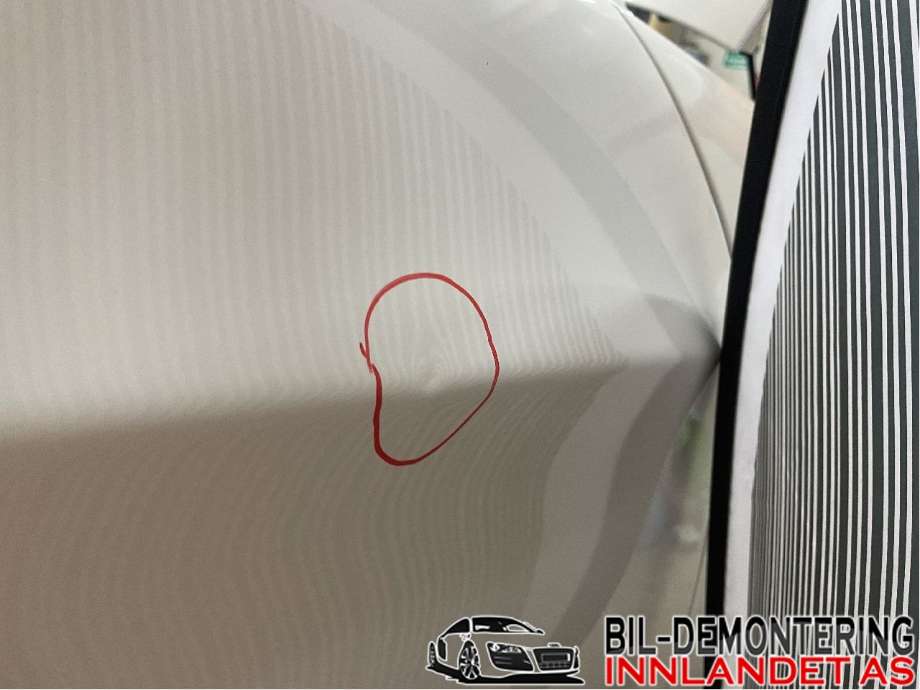 Dør høyre foran til BMW 3-Serie 2005-2011 (E90/E91/E92/E93) (E90/E91/E92/E93) (BMW|41 51 5 A2A 386|)