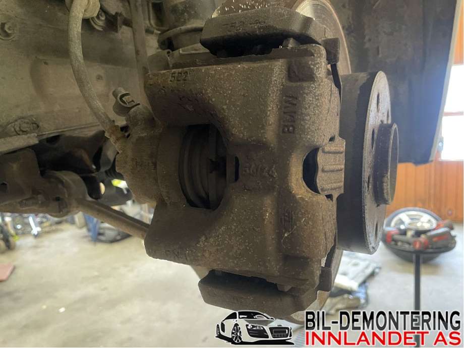 Bremsecaliper høyre foran til BMW 3-Serie, 2005-2011 (E90/E91/E92/E93) (E90/E91/E92/E93) (BMW|34 11 6 776 528)
