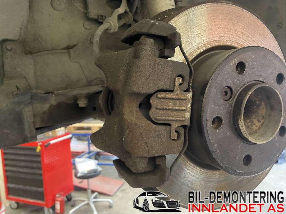 Bremsecaliper høyre foran til BMW 3-Serie 2005-2011 (E90/E91/E92/E93) (E90/E91/E92/E93) (BMW|34 11 6 776 528|)
