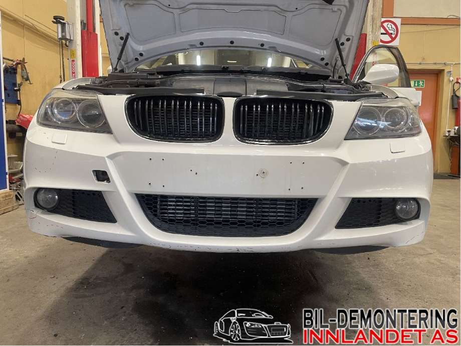 Støtfangerforsterkning bak til BMW 3-Serie, 2005-2011 (E90/E91/E92/E93) (E90/E91/E92/E93) (BMW|51 11 7 146 645)