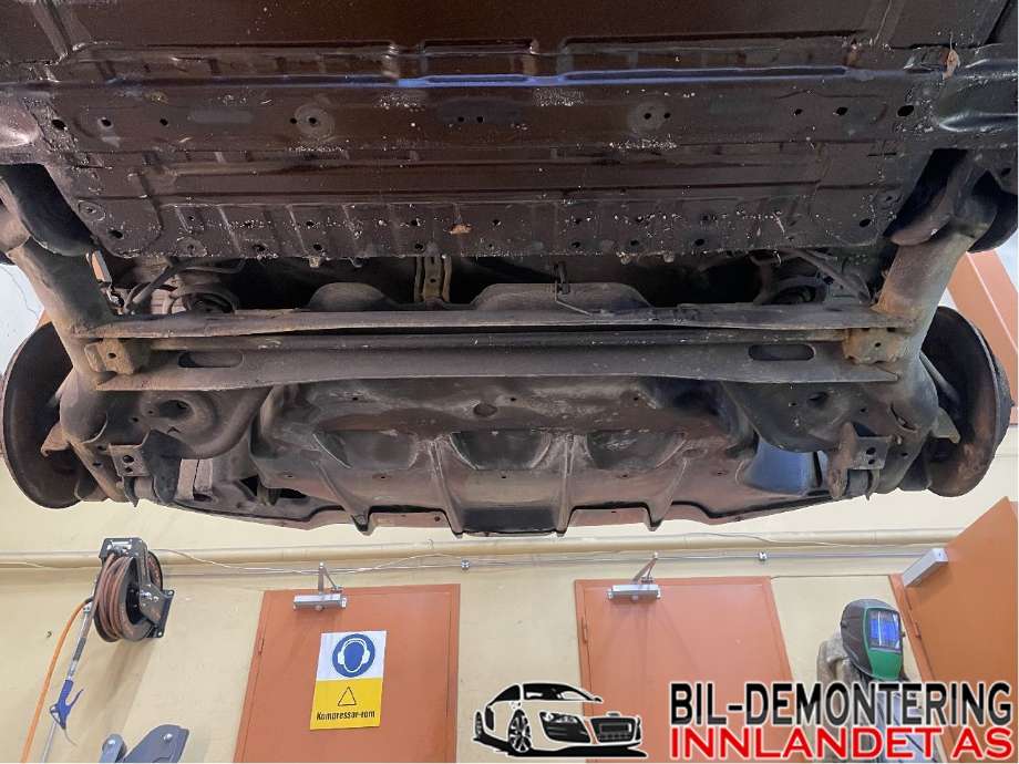 Bakaksel til Nissan Leaf, 2011-2017 (Type I)  (NISSAN|555013NM0B)