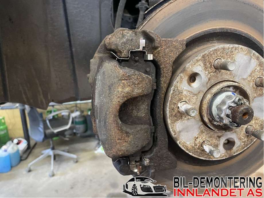 Bremsecaliper venstre foran til Nissan Leaf 2011-2017 (Type I)  (NISSAN|410113TS0A|)