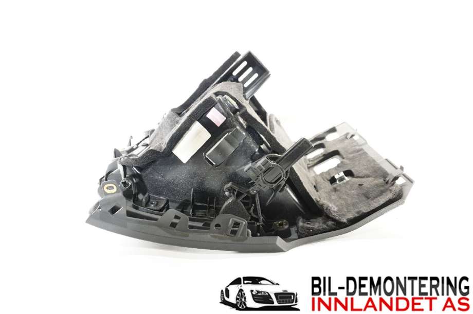 Hanskerom til Audi A3 2012-2016 (Type III, Fase 1)  (AUDI|8V1 857 104|8V1 857 035 D|)