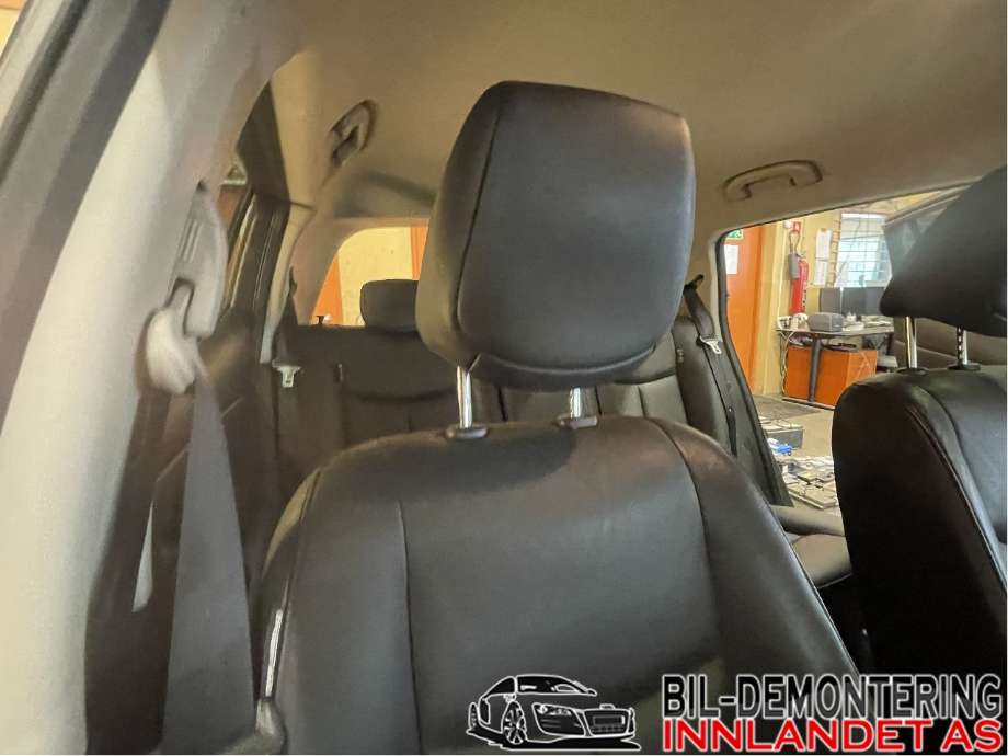 Sete foran høyre til Nissan Leaf 2011-2017 (Type I)  (NISSAN|871053NL2A|876433NL0A|)