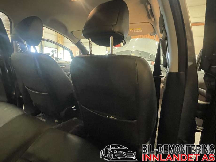 Sete foran høyre til Nissan Leaf 2011-2017 (Type I)  (NISSAN|871053NL2A|876433NL0A|)