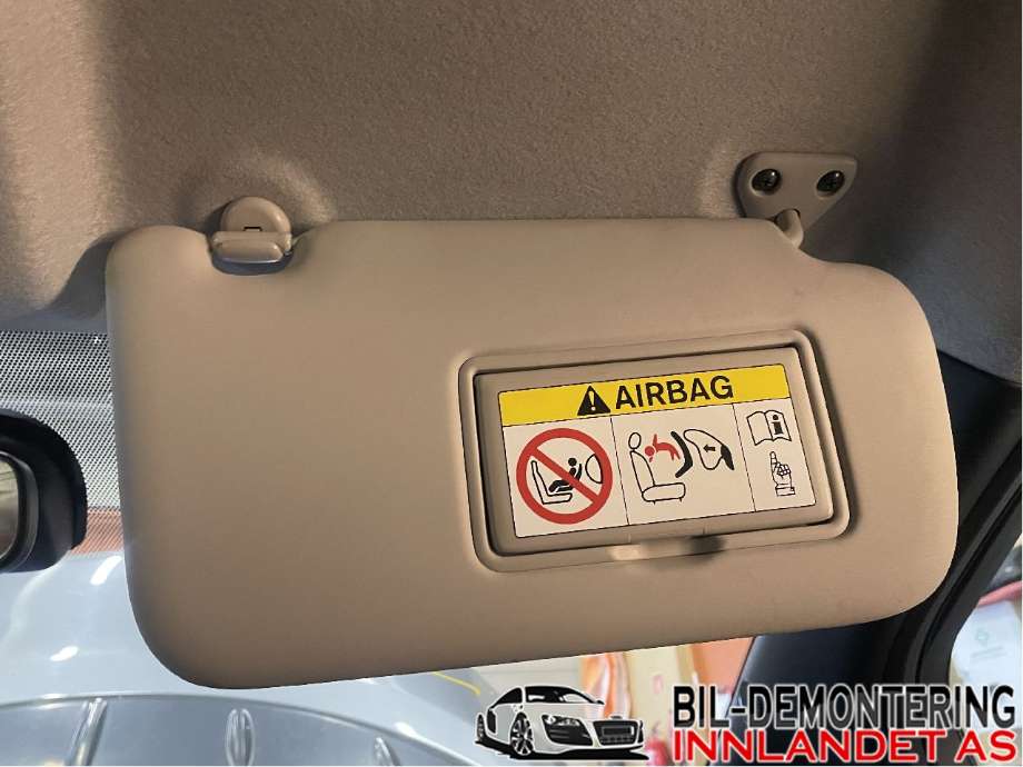 Solskjerm til Nissan Leaf 2011-2017 (Type I)  (NISSAN|964003NL9D|)