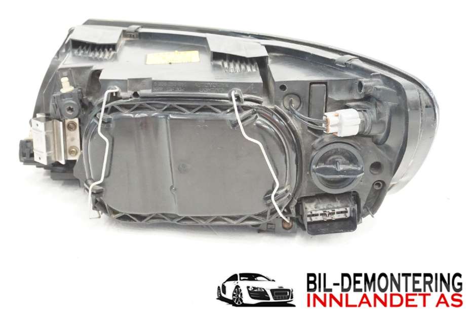 Frontlykt høyre halogen til Volvo S40 2004-2007 (Type II, Fase 1)  (VOLVO|30698874|)
