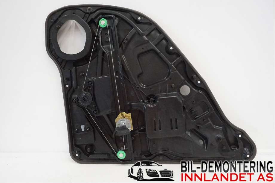 Ruteheis til Mercedes ML 2011-2015 (Fase 1) (W166) (W166) (MERCEDES|A 166 730 02 79|)