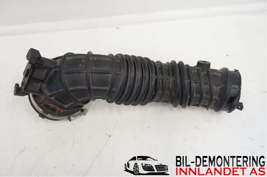 Luftslange innsug til VW Transporter / Caravelle 2015-2019 (T6) (T6) (VOLKSWAGEN|7E0129627H|)