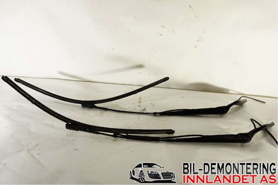 Viskerarmer frontrute til Mercedes Sprinter 2018-->> (907/910) (907/910) (A 910 820 32 00|)