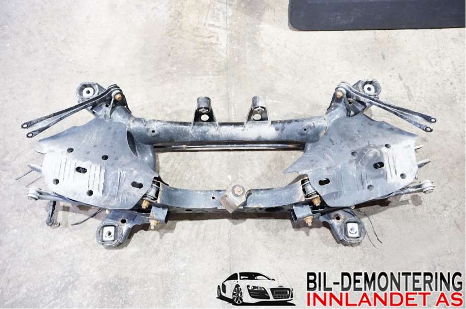 Bakaksel til BMW 3-Serie 2012-2018 (F30/F31/F34) (F30/F31/F34) (BMW|33 31 6 792 506|)