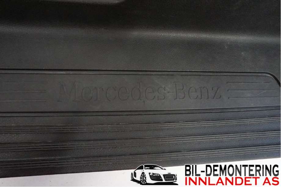 Innredning pakke til Mercedes Vito 2014-->> (W447) (W447) (MERCEDES|A 447 680 16 06|)