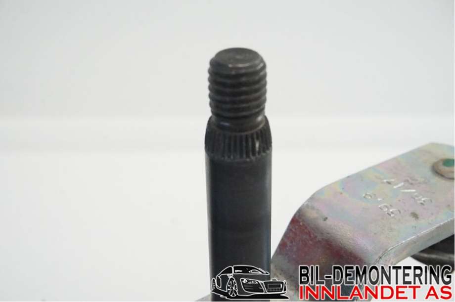 Viskermotor frontrute til Mercedes Vito 2014-->> (W447) (W447) (MERCEDES|A 447 820 00 40|)