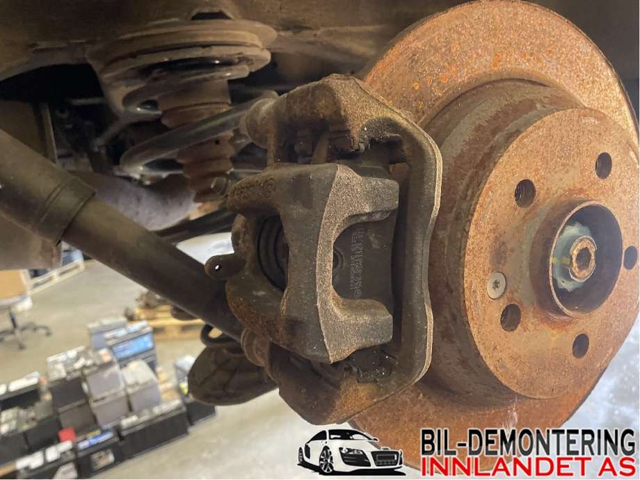 Bremsecaliper høyre bak til Mercedes Vito 2014-->> (W447) (W447) (MERCEDES|A 447 420 80 00|)
