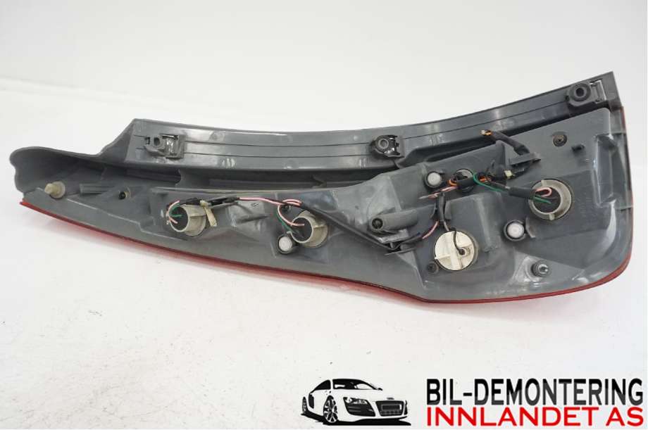 Baklykt høyre til Hyundai i30 2007-2012 (Type I)  (HYUNDAI|92402 2L110|)
