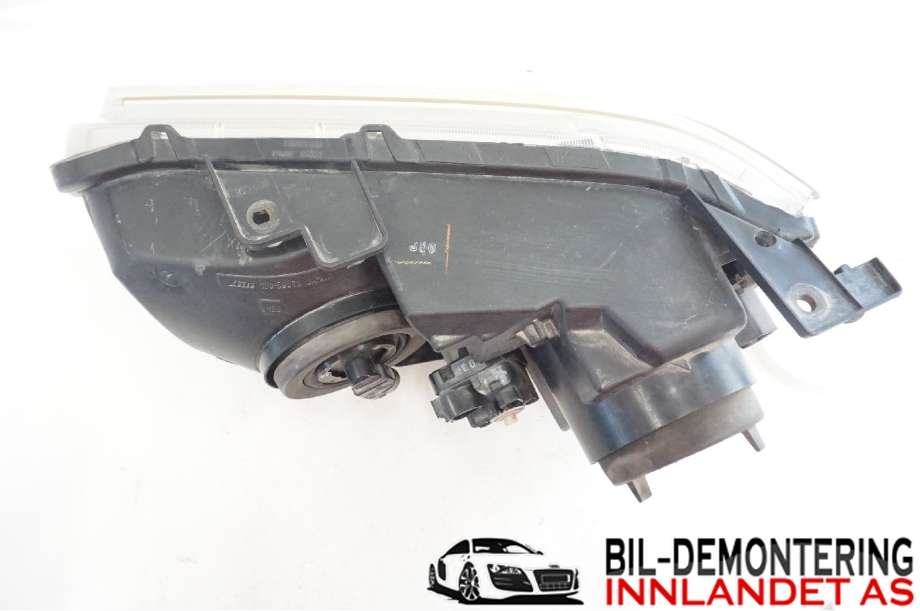 Frontlykt høyre halogen til Suzuki Grand Vitara 2005-2015 (Type III)  (SUZUKI|35120-65J11|)