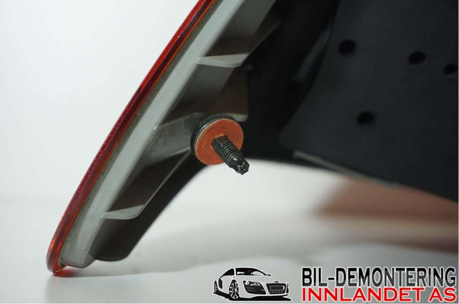 Baklykt høyre til BMW 3-Serie 1998-2005 (E46) (E46) (BMW|63 21 8 364 922||8 364 922)