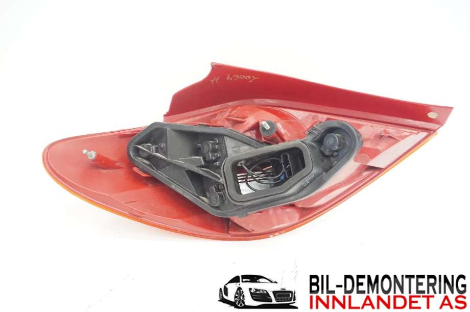 Baklykt høyre til Peugeot 207 2006-2012  (PEUGEOT|6351 Y7|)