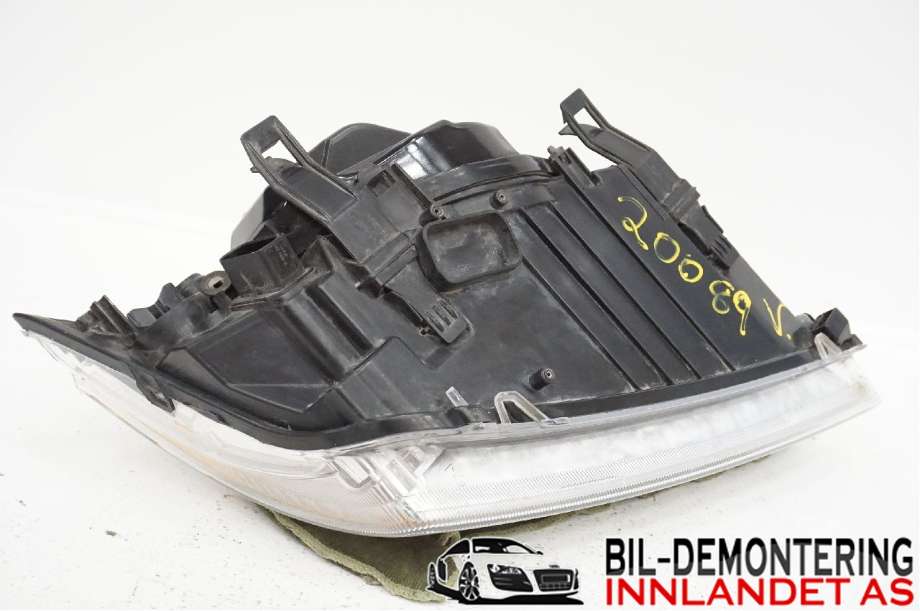 Frontlykt venstre halogen til Ford Focus 2004-2007 (Type II, Fase 1) (FORD|4M51-13101-AD|)